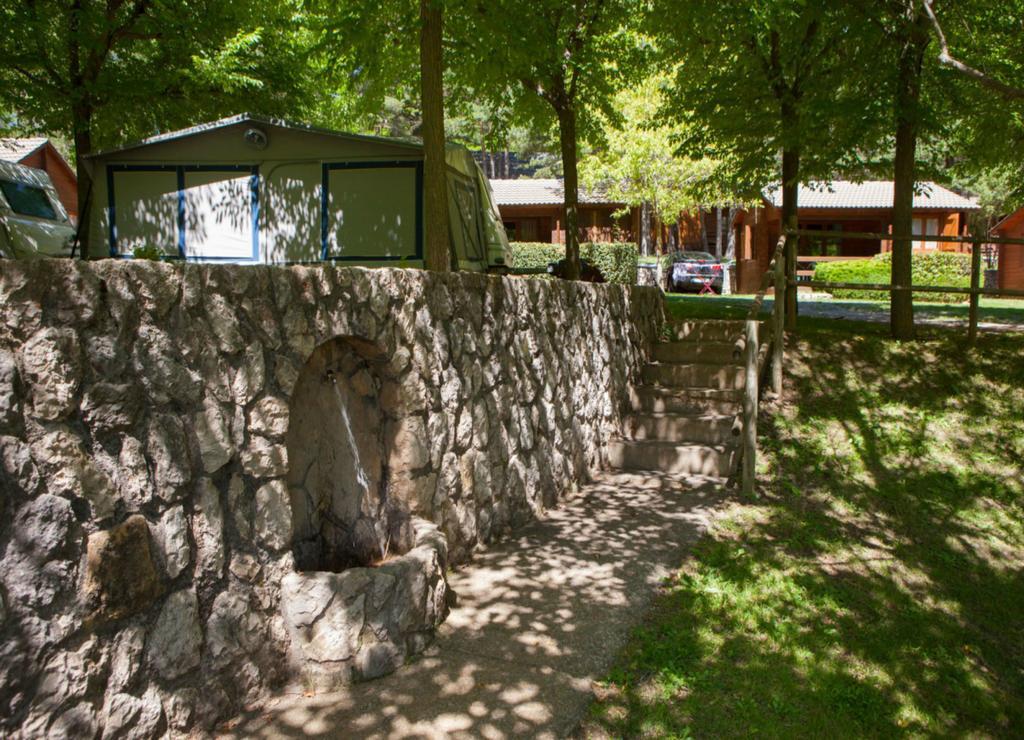 Camping Fontfreda Castellar del Riu Номер фото