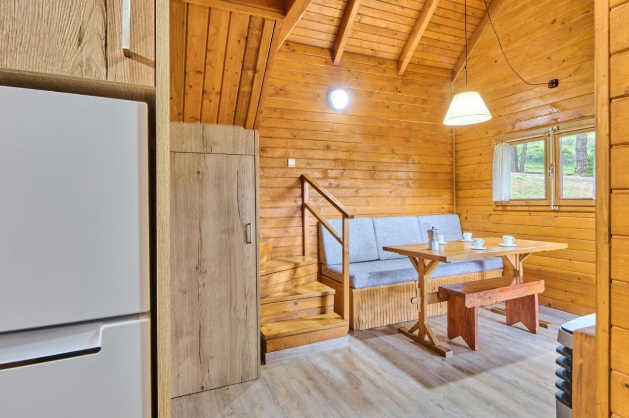 Camping Fontfreda Castellar del Riu Экстерьер фото