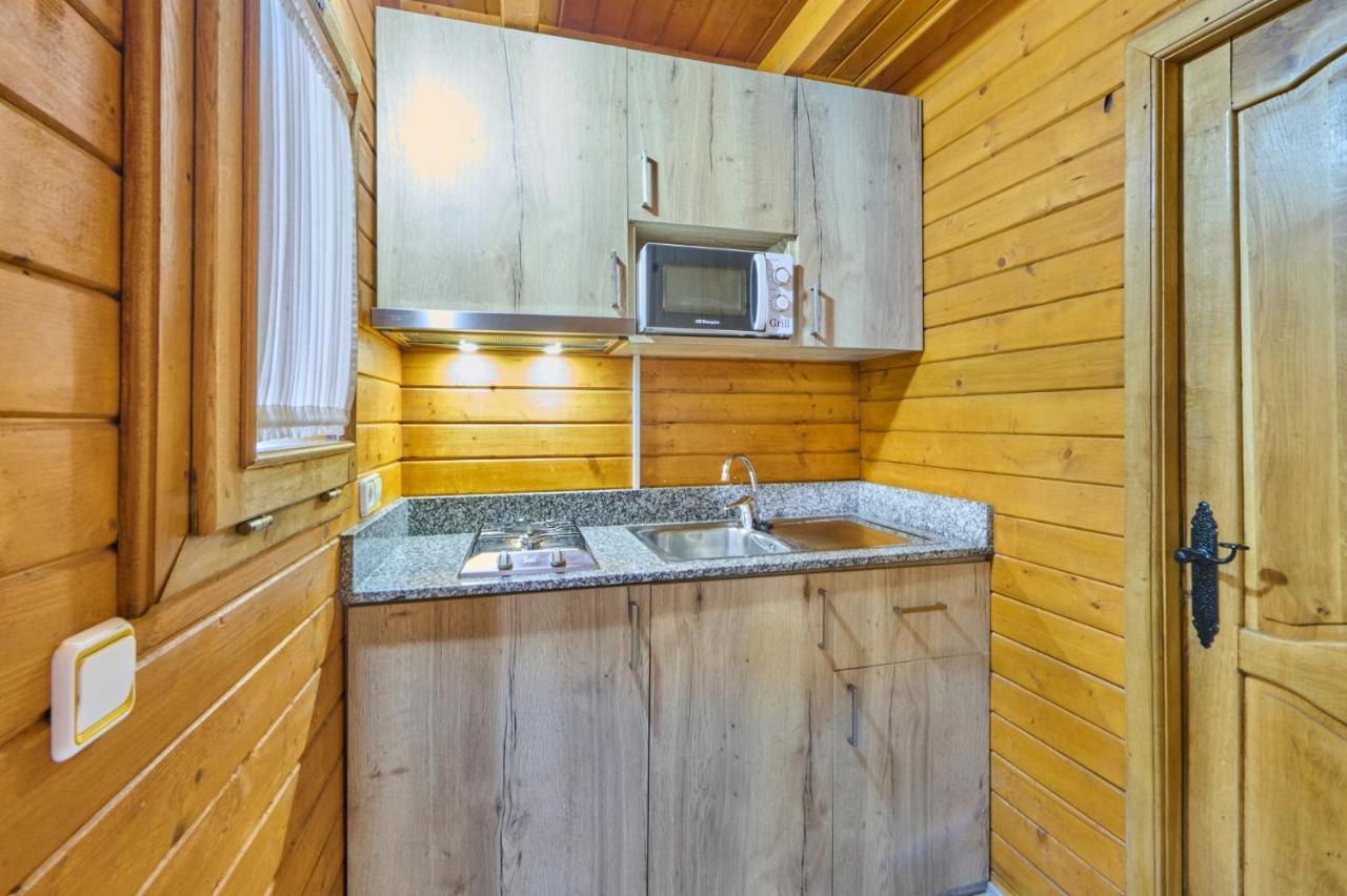 Camping Fontfreda Castellar del Riu Экстерьер фото